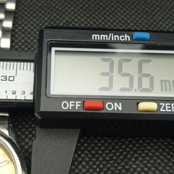 Vintage 1973 Seiko Automatic Mens Silver Watch W/daydate & Gold accents - Picture 7 of 8